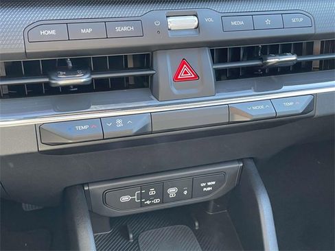 New 2025 Kia K4 GT-Line image 34