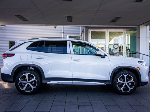 New 2026 Volkswagen Tiguan SE image 20