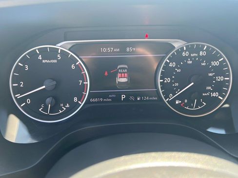 Used 2024 Nissan Rogue SV AWD/4WD image 13