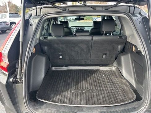 Used 2018 Honda CR-V Touring image 7