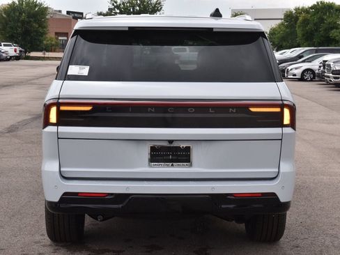 New 2026 Lincoln Navigator Black Label AWD/4WD image 8