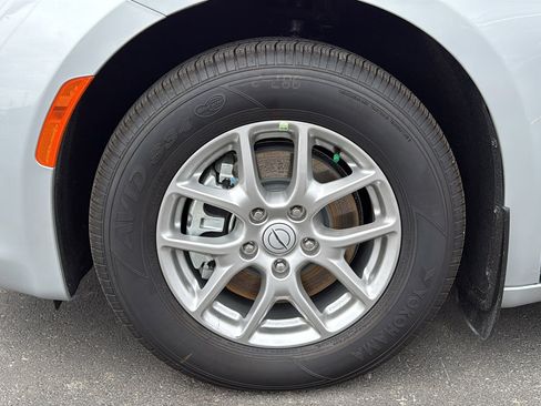 New 2026 Chrysler Voyager LX image 27