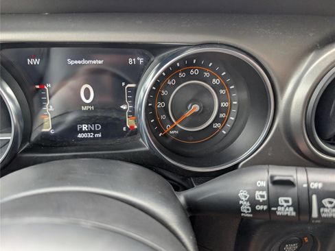 Used 2022 Jeep Wrangler Unlimited Sport AWD/4WD image 28