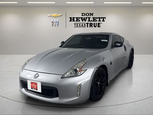 Used 2014 Nissan 370Z Coupe RWD image 1