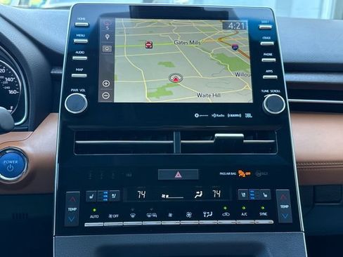 Used 2020 Toyota Avalon Limited w/ Advanced Safety Package FWD image 31
