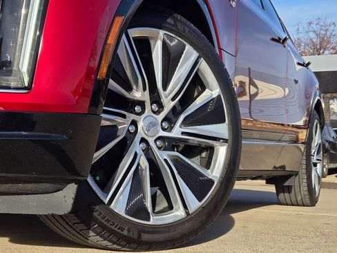 Certified 2025 Cadillac Lyriq Luxury w/ LPO, Floor Liner Package image 8