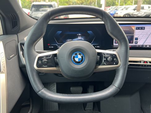 Used 2024 BMW iX xDrive50 w/ Sport Package AWD/4WD image 18