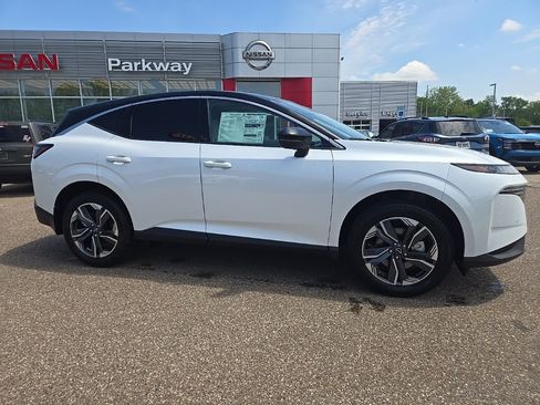 New 2025 Nissan Murano SL image 8