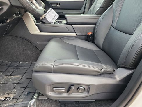 New 2025 Toyota Tundra Limited image 12