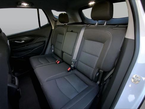 Used 2024 GMC Terrain SLE AWD/4WD image 18