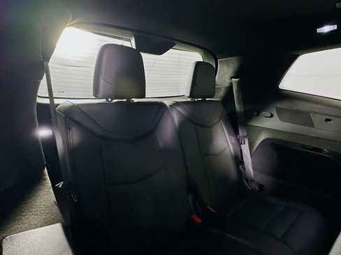 Used 2022 Cadillac XT6 Premium Luxury AWD/4WD image 28