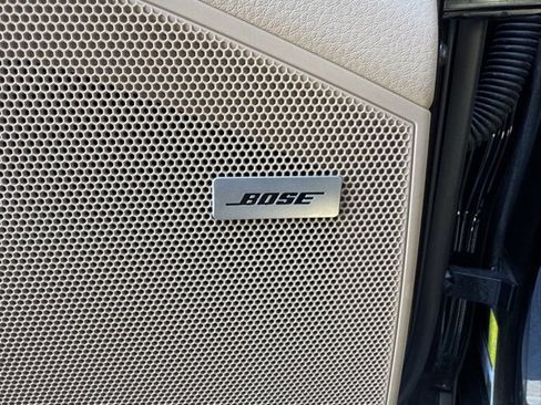 Used 2019 Porsche Cayenne image 16