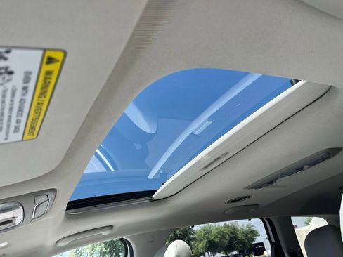 Used 2020 Kia Telluride EX image 9