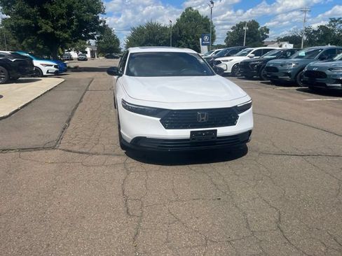 Used 2025 Honda Accord Sport image 27