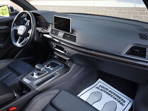 Used 2018 Audi SQ5 Prestige w/ Prestige Package AWD/4WD image 32