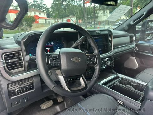 Used 2025 Ford F350 Platinum AWD/4WD image 16
