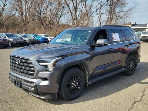 Used 2025 Toyota Sequoia SR5 image 3