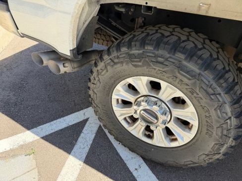 Used 2021 Ford F250 XLT w/ FX4 Off-Road Package AWD/4WD image 30