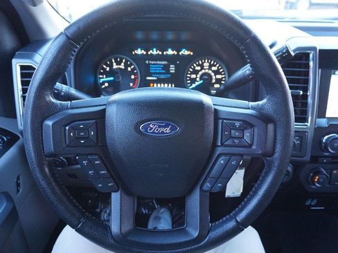 Used 2016 Ford F150 XLT w/ Equipment Group 302A Luxury image 26