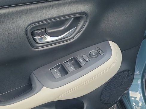 Certified 2024 Honda HR-V LX image 16
