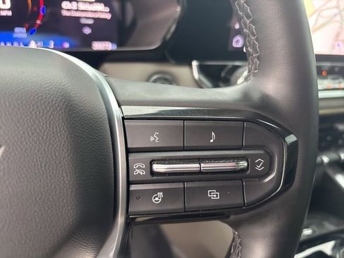 Used 2023 Chevrolet Colorado ZR2 w/ ZR2 Convenience Package III image 24