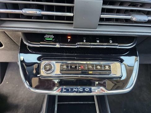 Used 2023 Lincoln Corsair FWD w/ Equipment Group 101A image 11