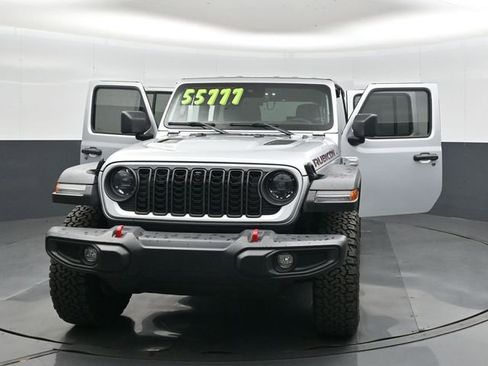 Used 2024 Jeep Wrangler Unlimited Rubicon w/ Technology Group AWD/4WD image 47