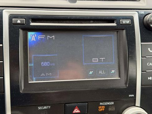 Used 2013 Toyota Camry LE FWD image 31
