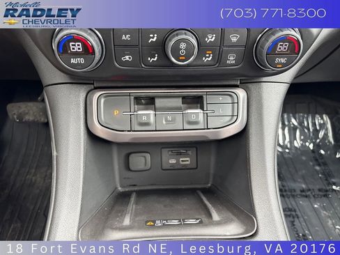 Used 2022 GMC Acadia AT4 w/ Technology Package AWD/4WD image 20