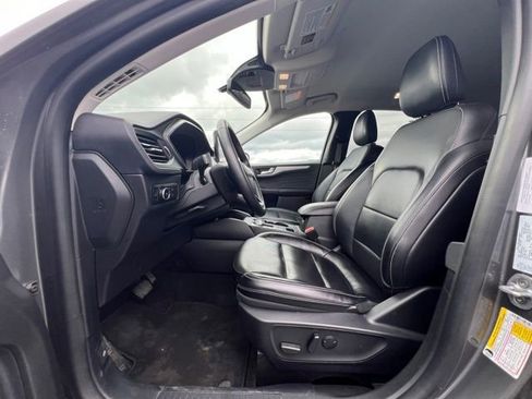 Used 2024 Ford Escape Platinum image 14