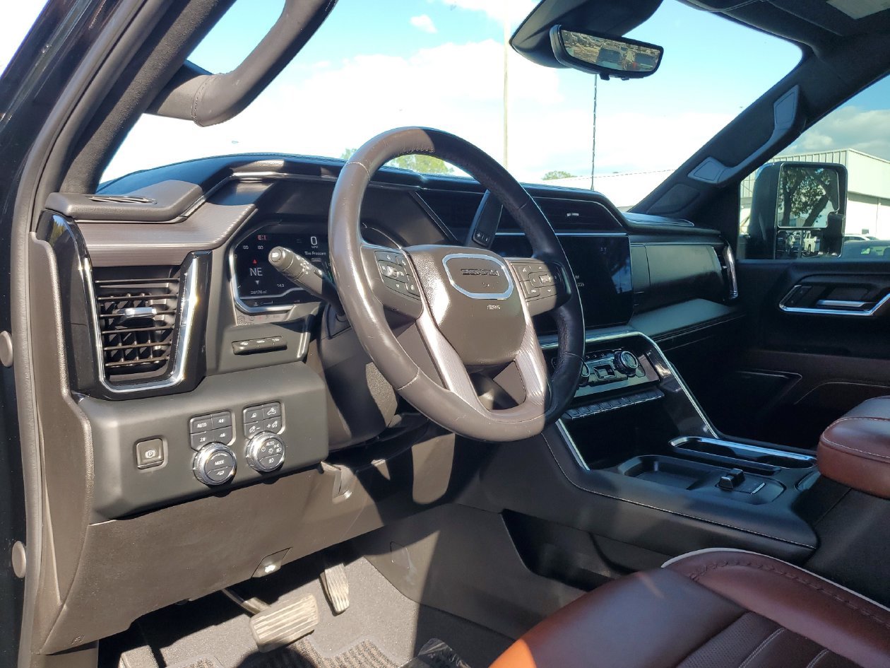 Used 2024 GMC Sierra 2500 Denali Ultimate AWD/4WD image 20