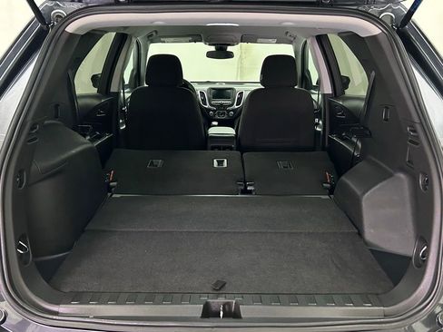 Used 2023 Chevrolet Equinox LT image 11