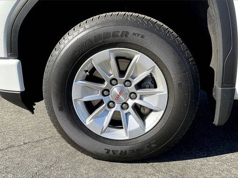 Used 2024 GMC Sierra 1500 Elevation image 8