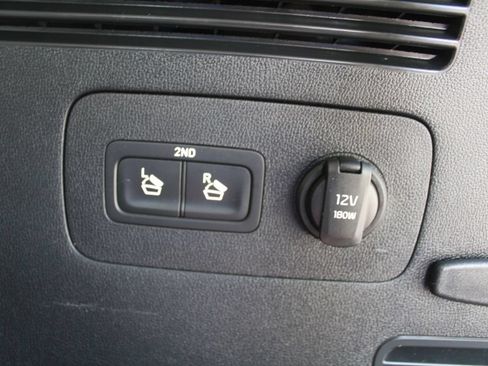 Used 2023 Kia Sorento SX FWD image 11