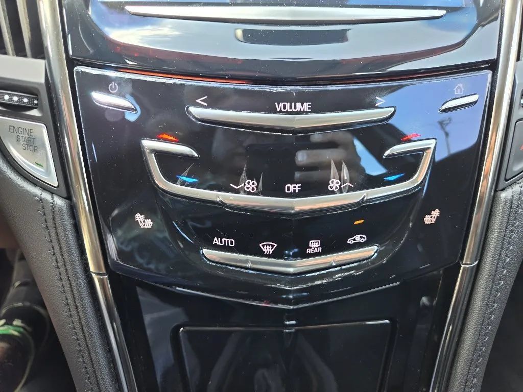 Used 2015 Cadillac ATS Luxury w/ Sun And Sound Package RWD image 36