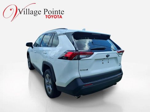 Used 2023 Toyota RAV4 XLE AWD/4WD image 2