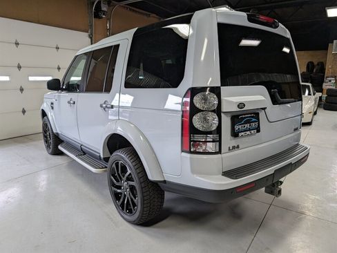 Used 2016 Land Rover LR4 HSE image 8