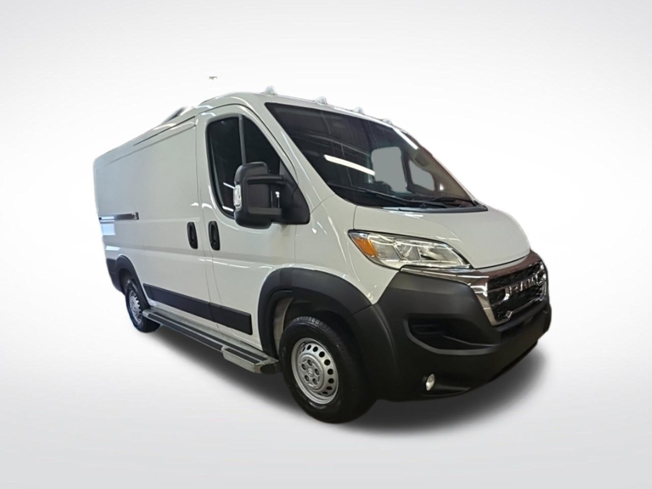 Used 2025 RAM ProMaster 2500 w/ U-Haul Equipment Group FWD image 2
