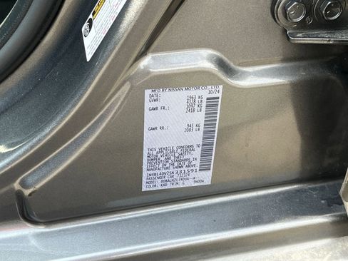 Used 2025 Nissan Altima 2.5 SV image 25