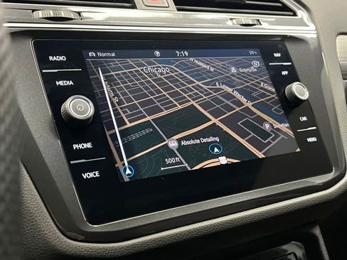 Certified 2024 Volkswagen Tiguan SEL R-Line image 29