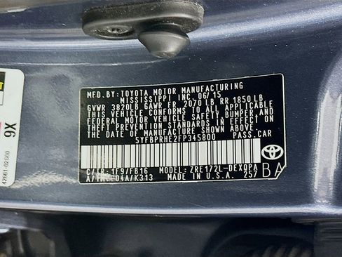 Used 2015 Toyota Corolla LE image 30