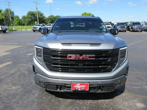 Certified 2025 GMC Sierra 1500 Elevation w/ Elevation Premium Package AWD/4WD image 14