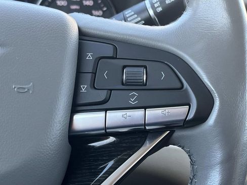 Used 2020 Cadillac XT6 Premium Luxury image 32