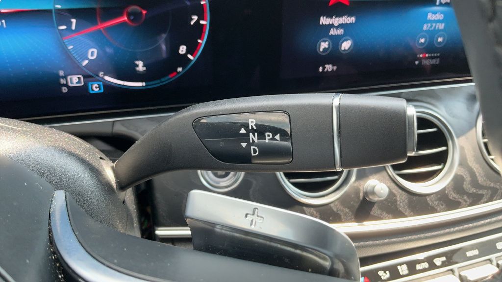Used 2023 Mercedes-Benz E 350 4MATIC Sedan image 15