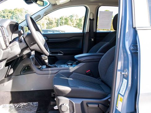 Used 2025 Ford Ranger XLT w/ FX4 Off-Road Package image 17