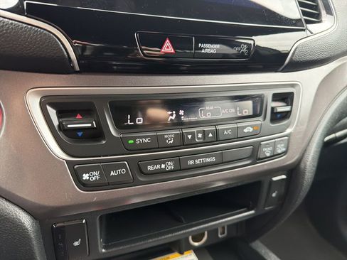 Used 2023 Honda Passport EX-L image 12