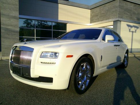 Used 2013 Rolls-Royce Ghost RWD image 66