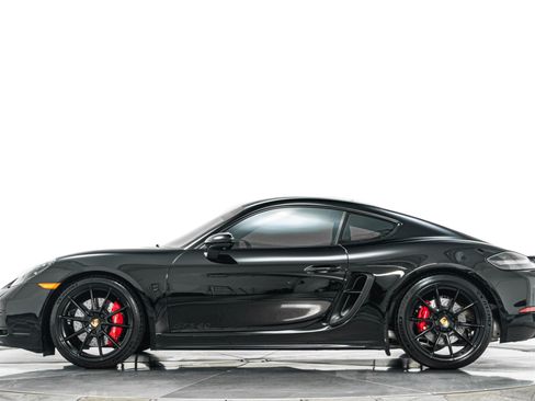 Used 2022 Porsche 718 Cayman GTS w/ Light Design Package RWD image 6