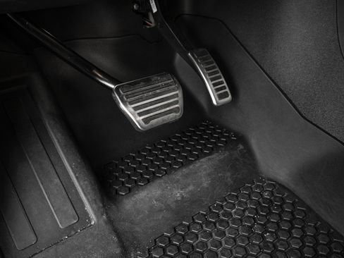 Used 2021 Land Rover Defender 110 X image 17