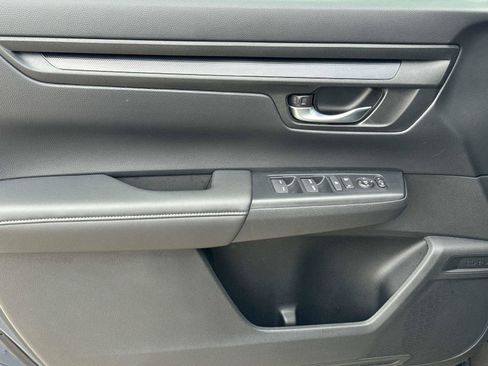 Certified 2024 Honda CR-V EX image 17